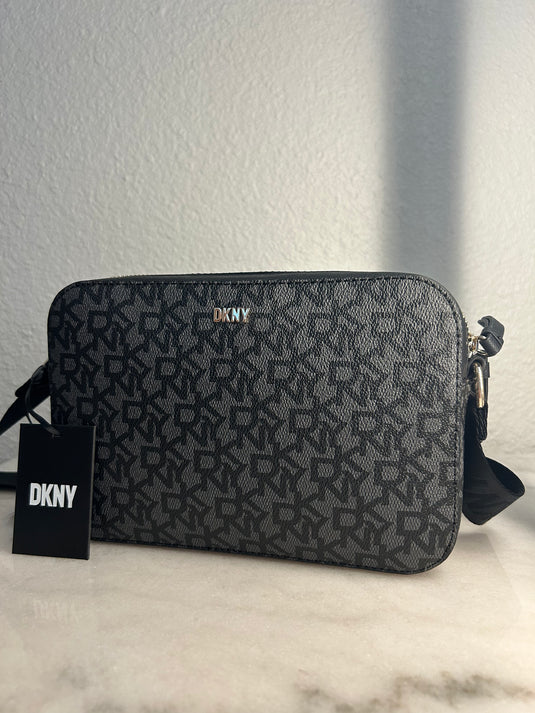 Crossbody negra dnk