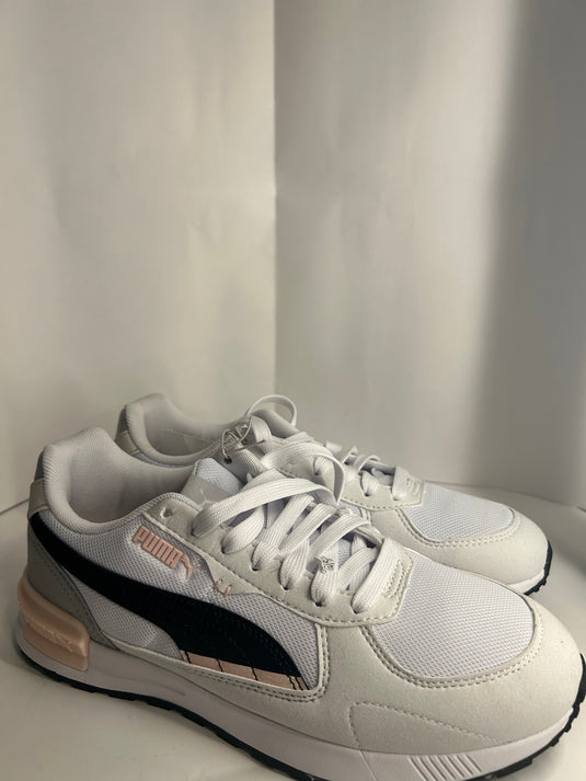 Tenis para mujer marca Puma numero 4 y medio