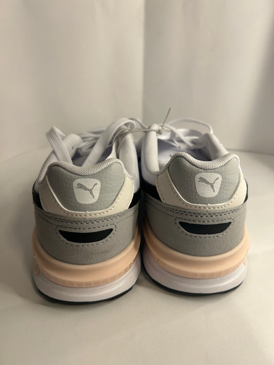 Tenis para mujer marca Puma numero 4 y medio